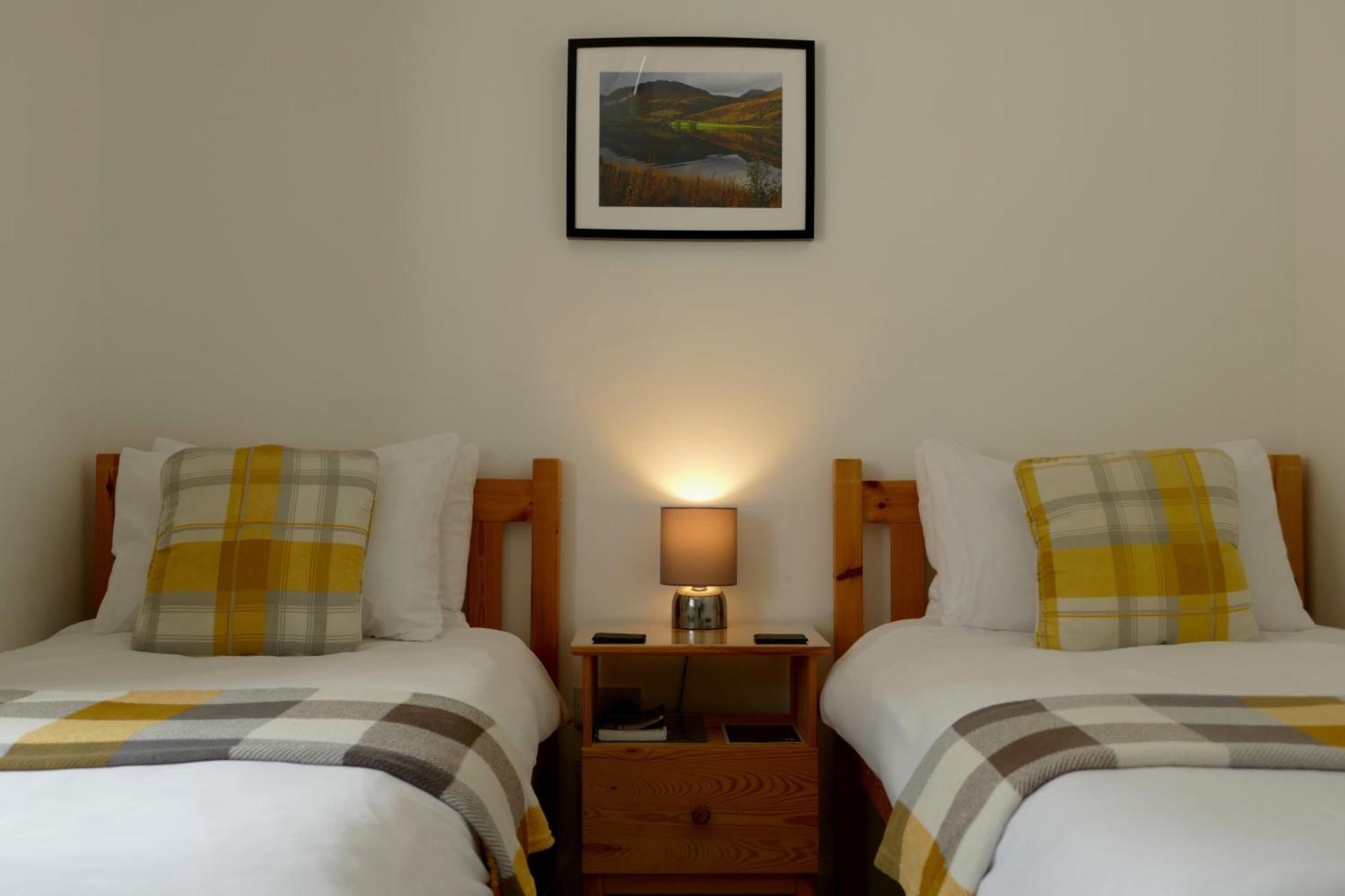 Black Sheep Bunkhouse Fort William Ngoại thất bức ảnh